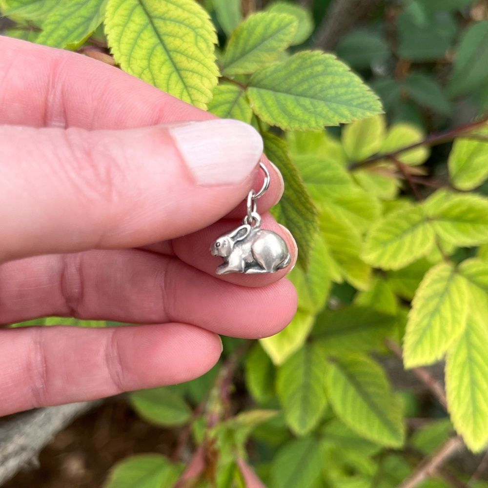 Vintage James Avery 3d Bunny Charm View 4